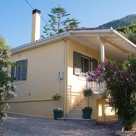 Lefkada Summer House Near The * Nikiana
