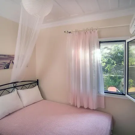 Hébergement de vacances Lefkada Summer House Near The Nikiana